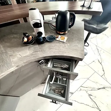 Apartament Lustrzany Centrum Warszawa Zewnętrze zdjęcie