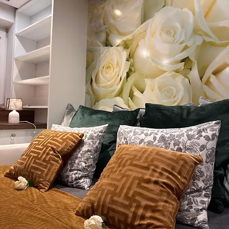 Apartament Lustrzany Centrum Warszawa Zewnętrze zdjęcie